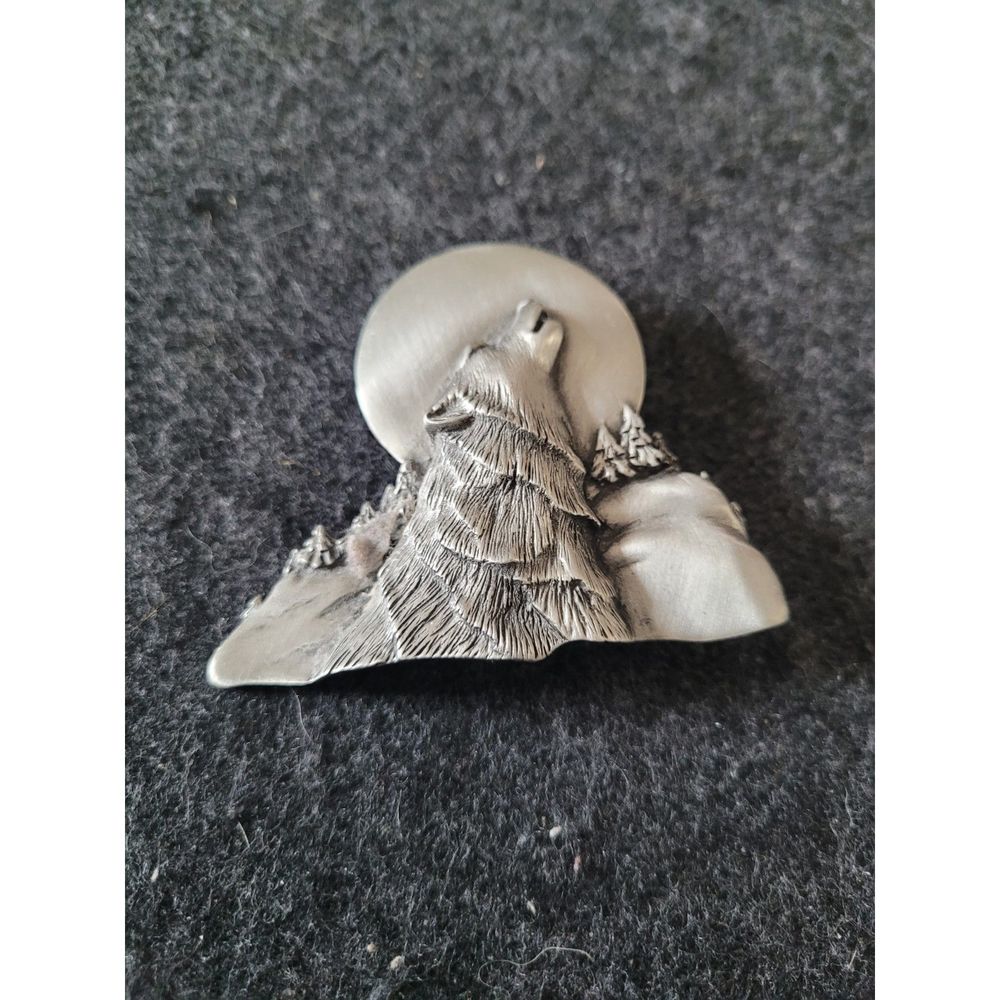 Rare Vintage Signed JJ Jonette Silver pewter Howling Wolf Brooch/Pin